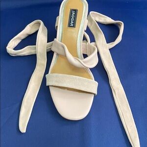 Jaguar Sandals size 6.5